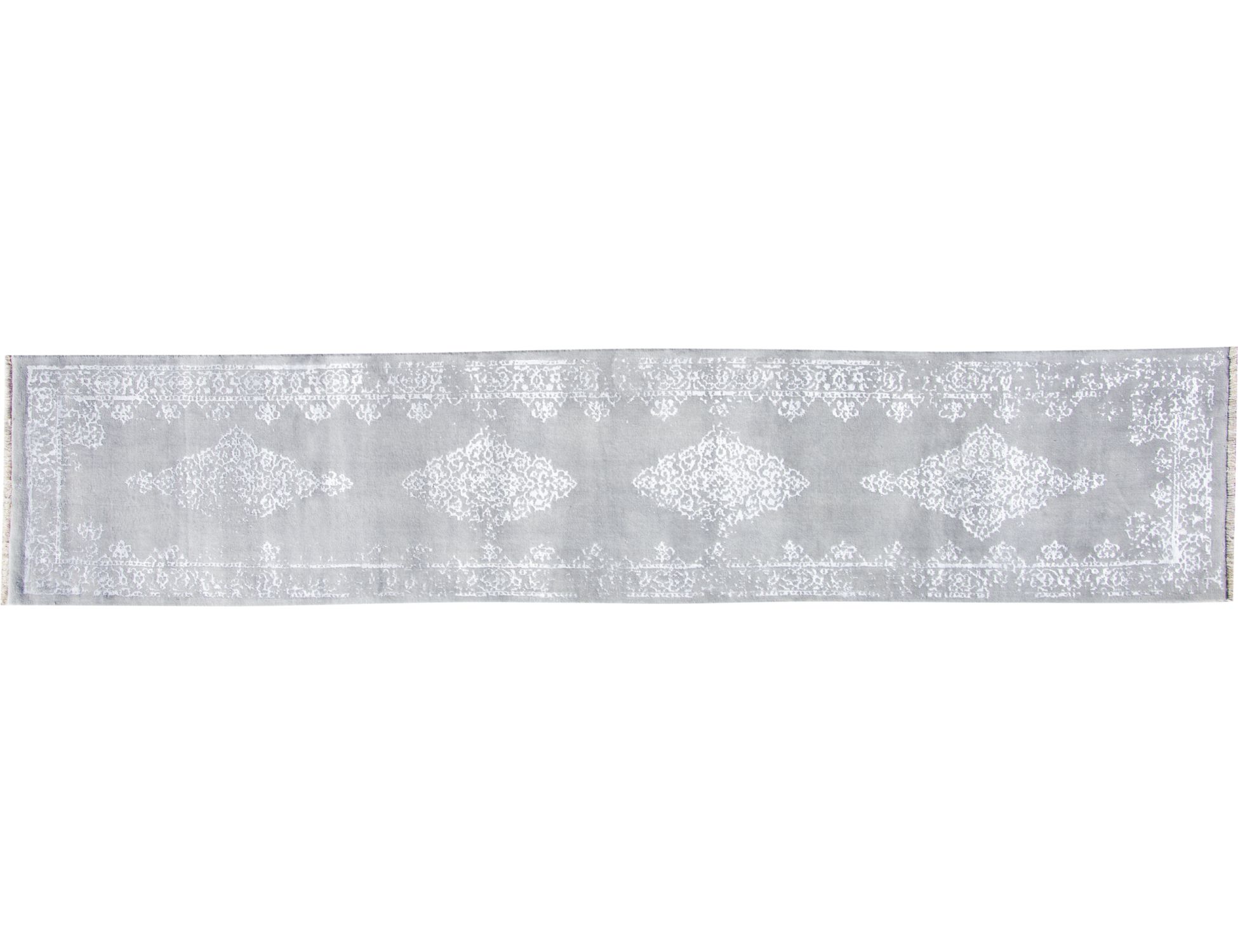 Soba   <br/>368 x 80 cm